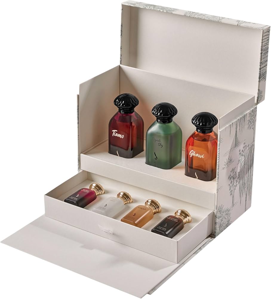 سبيشل إدشن – من دخون الإماراتية, طقم دخون الإماراتية – ٧ عطور فاخرة (3×100 مل + 4×15 مل)