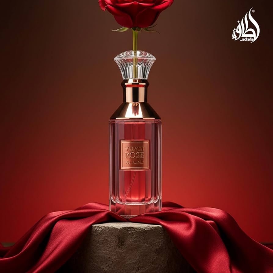 عطر فيلفيت روز لطافة