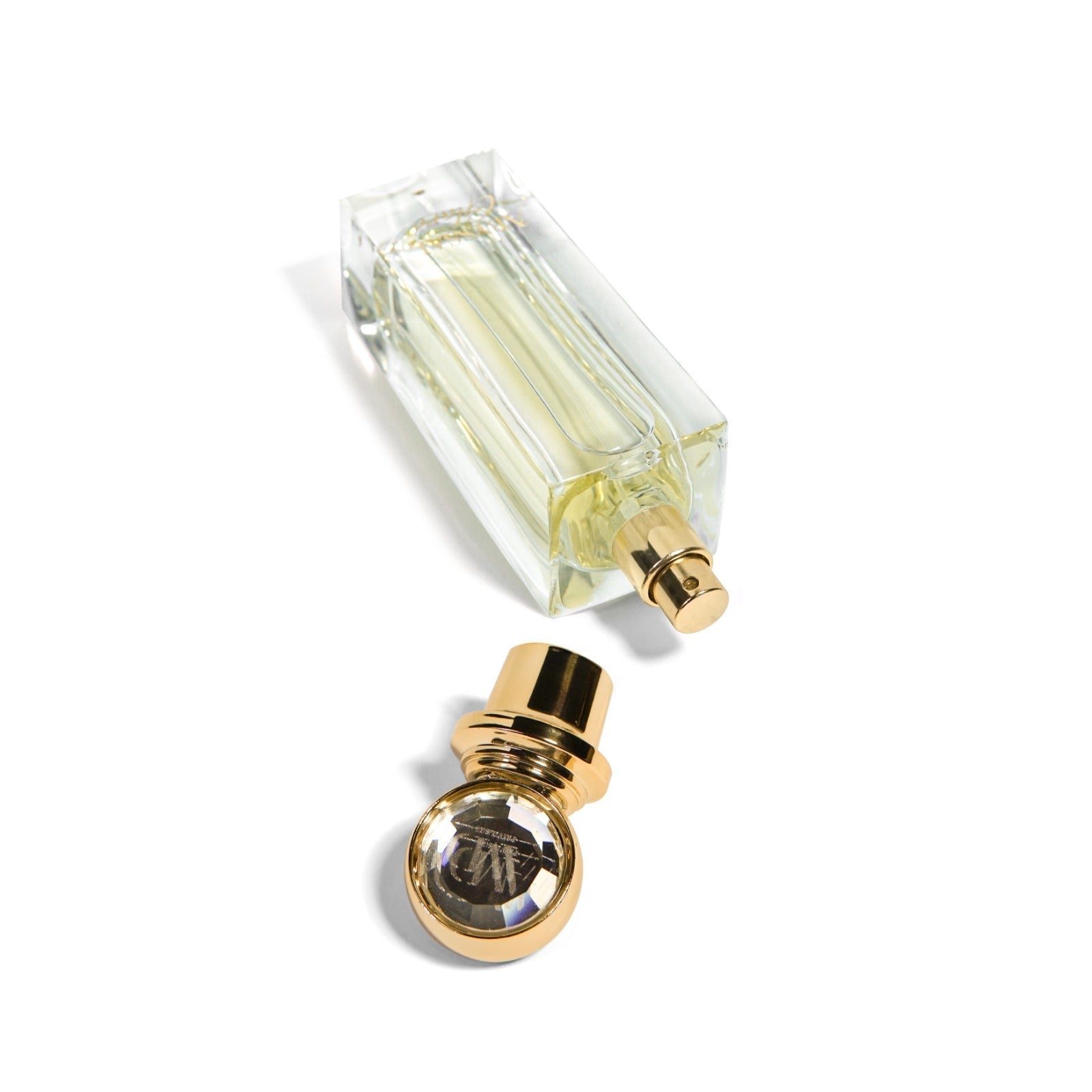 عطر أبيسال غلير من إيه إم دي
