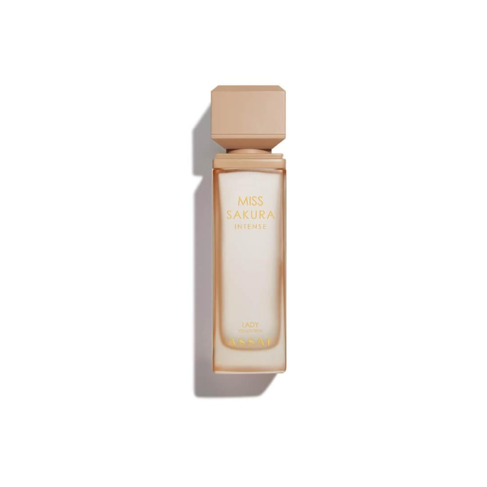 عطر مس ساكورا عساف